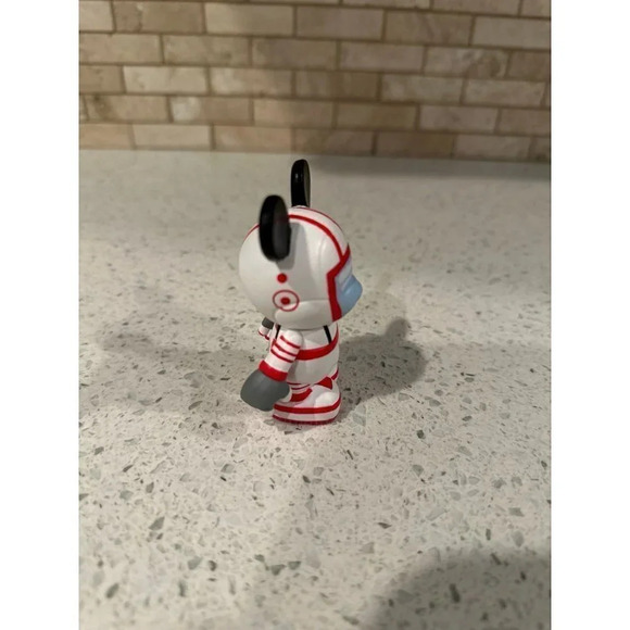 Disney Vinylmation Series 3 Mission Space Epcot Astronaut Figure 3" - Picture 3 of 5